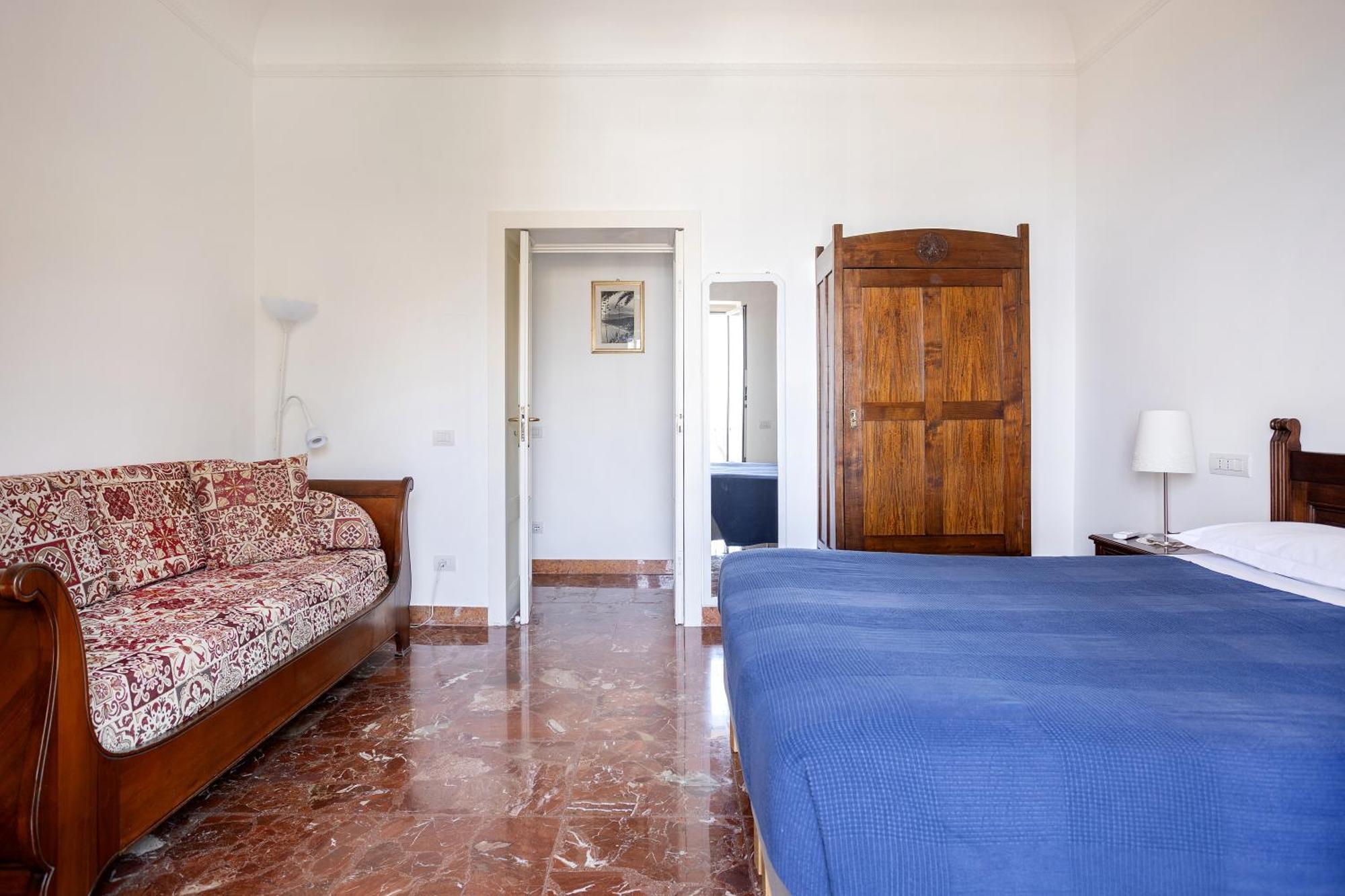 Maremonti Apartment *