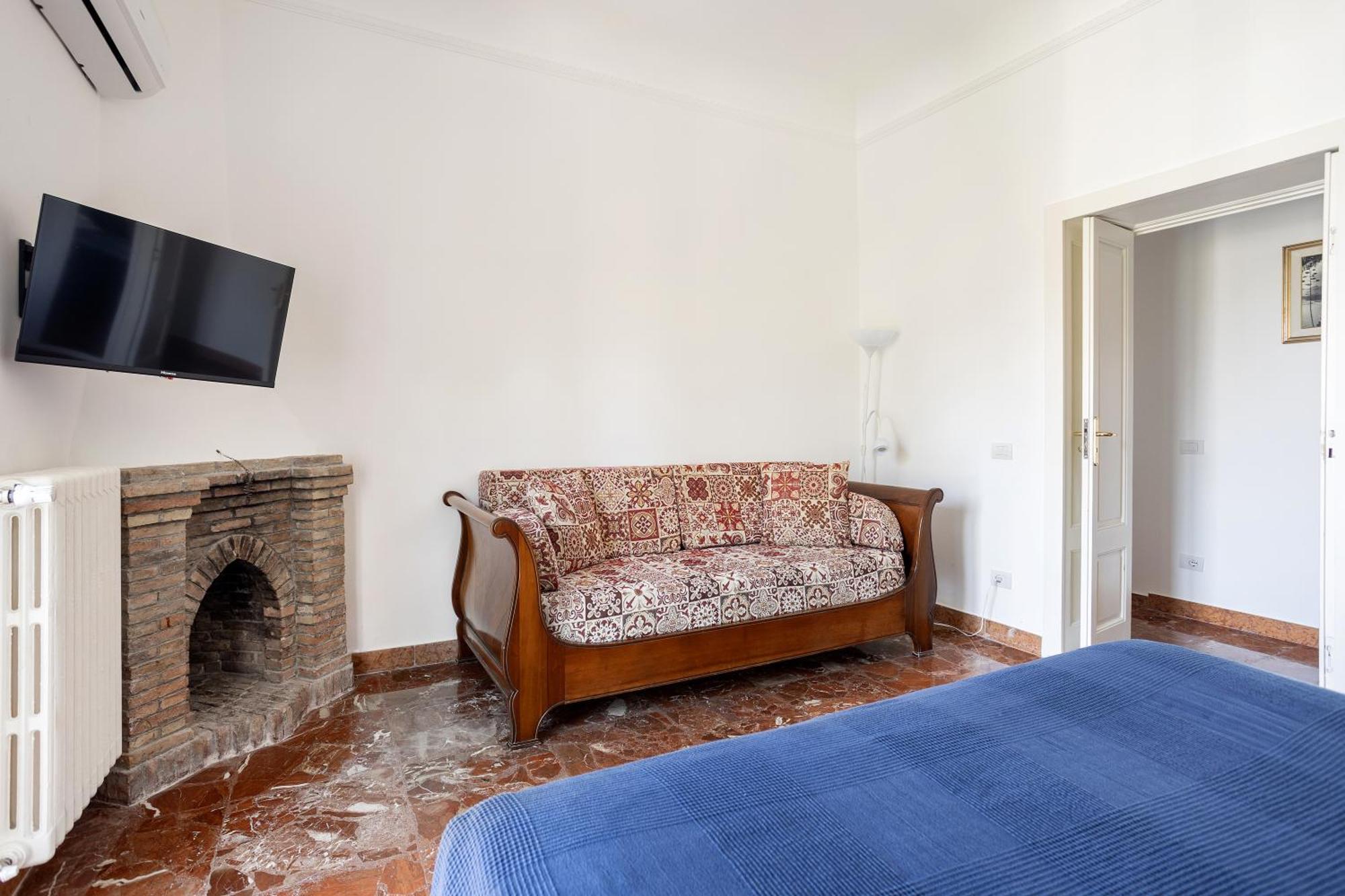 Maremonti Apartment *
