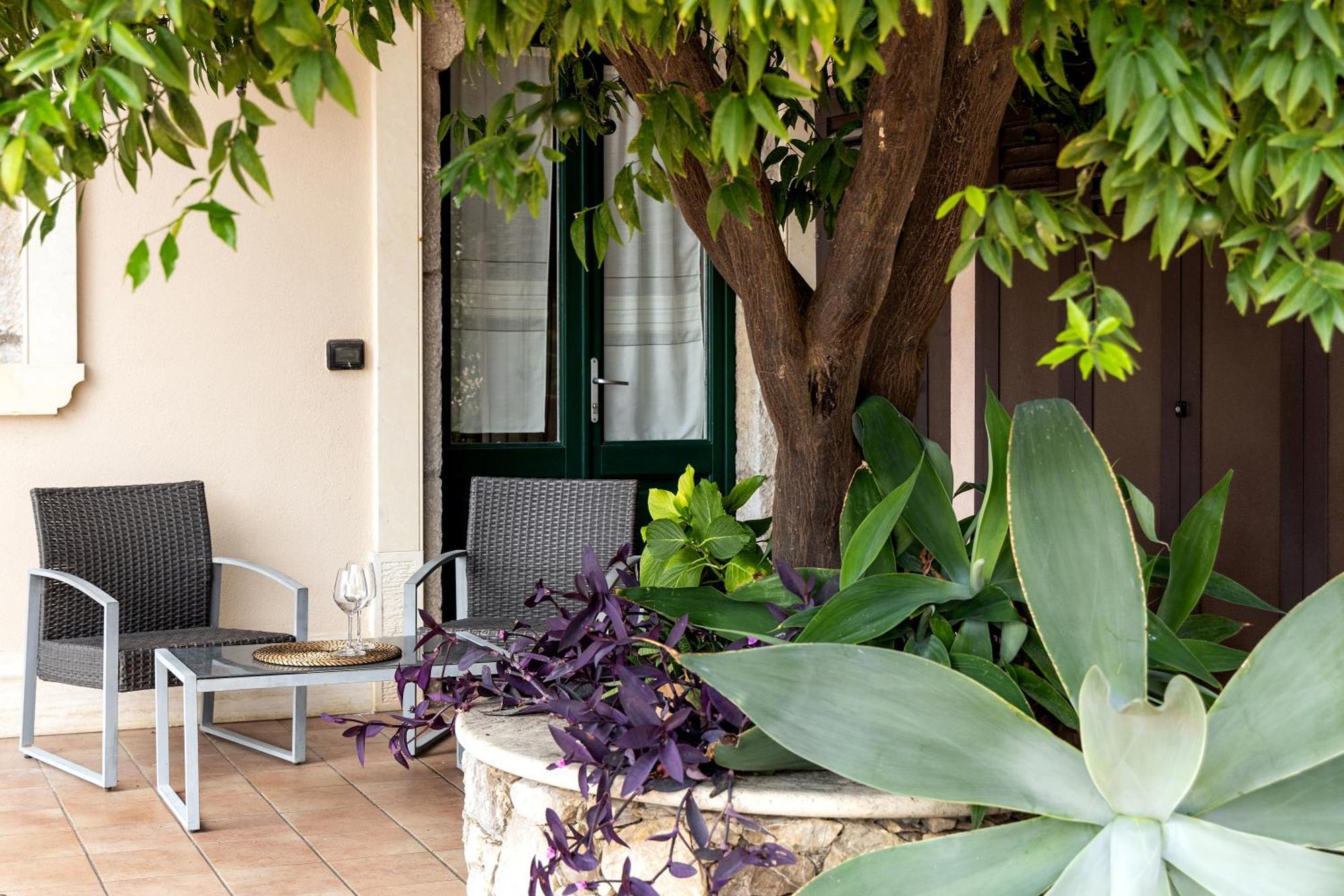 Maremonti Apartment *
