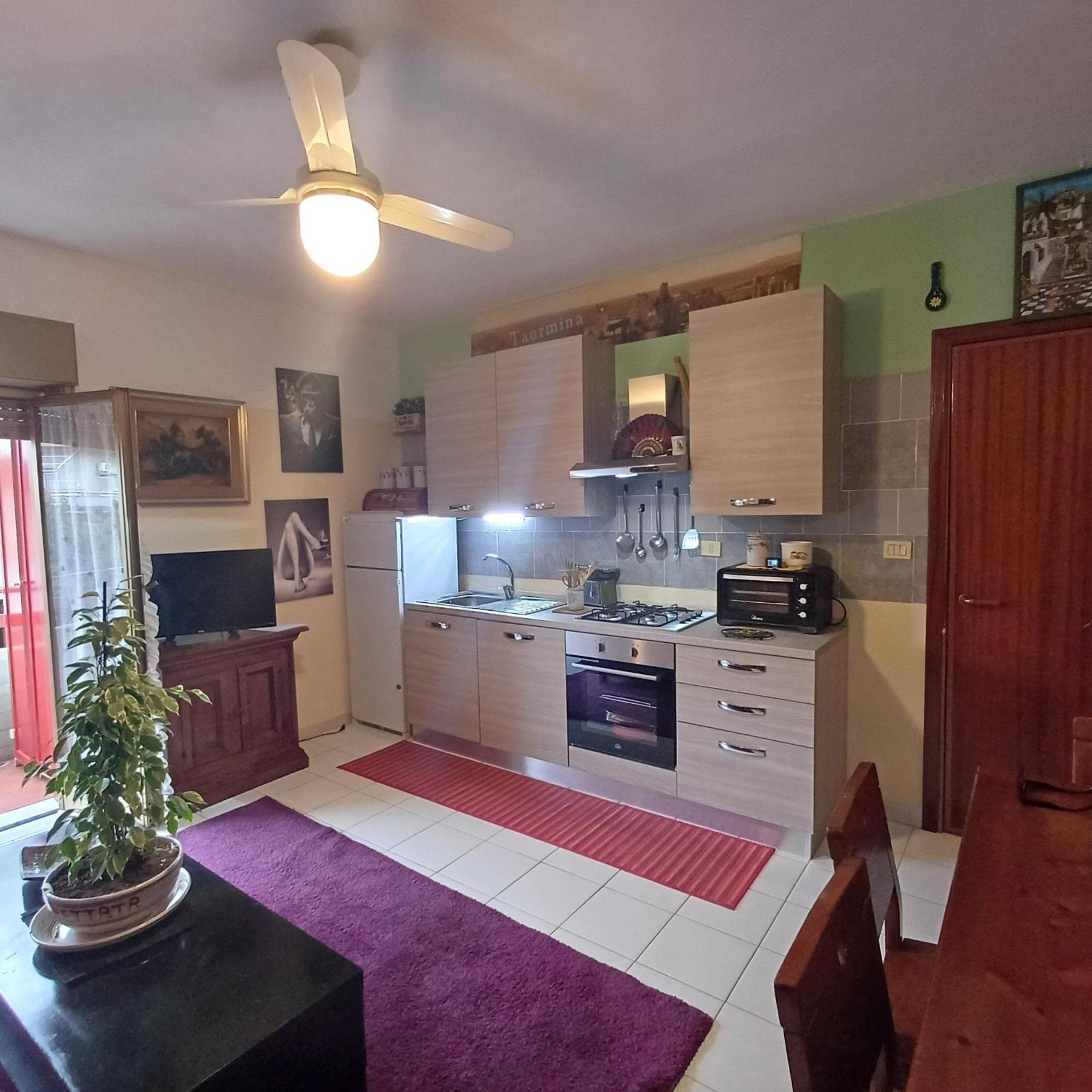 Apartment La Casetta Di Roger Trappitello Taormina