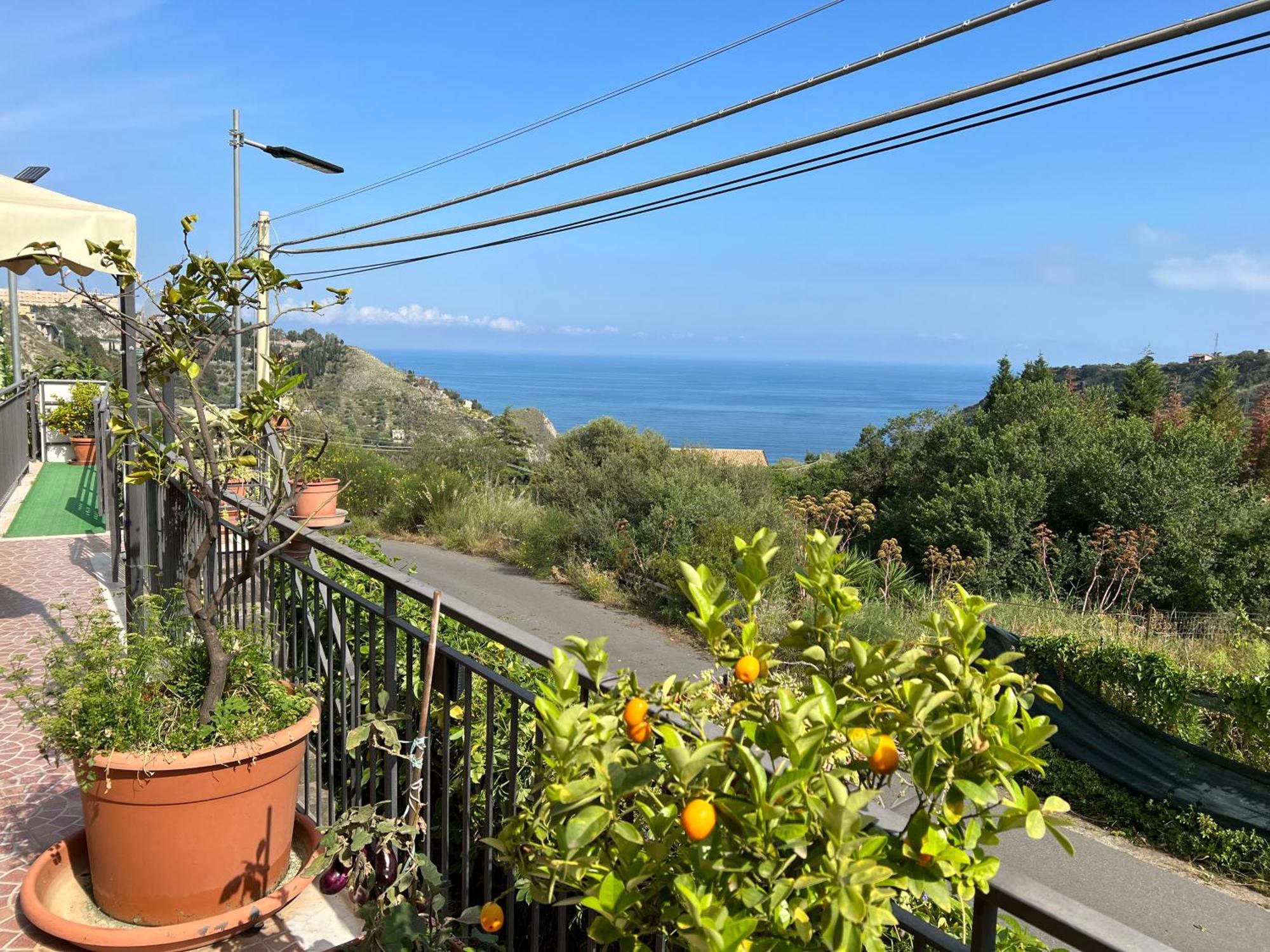Bed & Breakfast Tirreno- Finestra Sul Mare