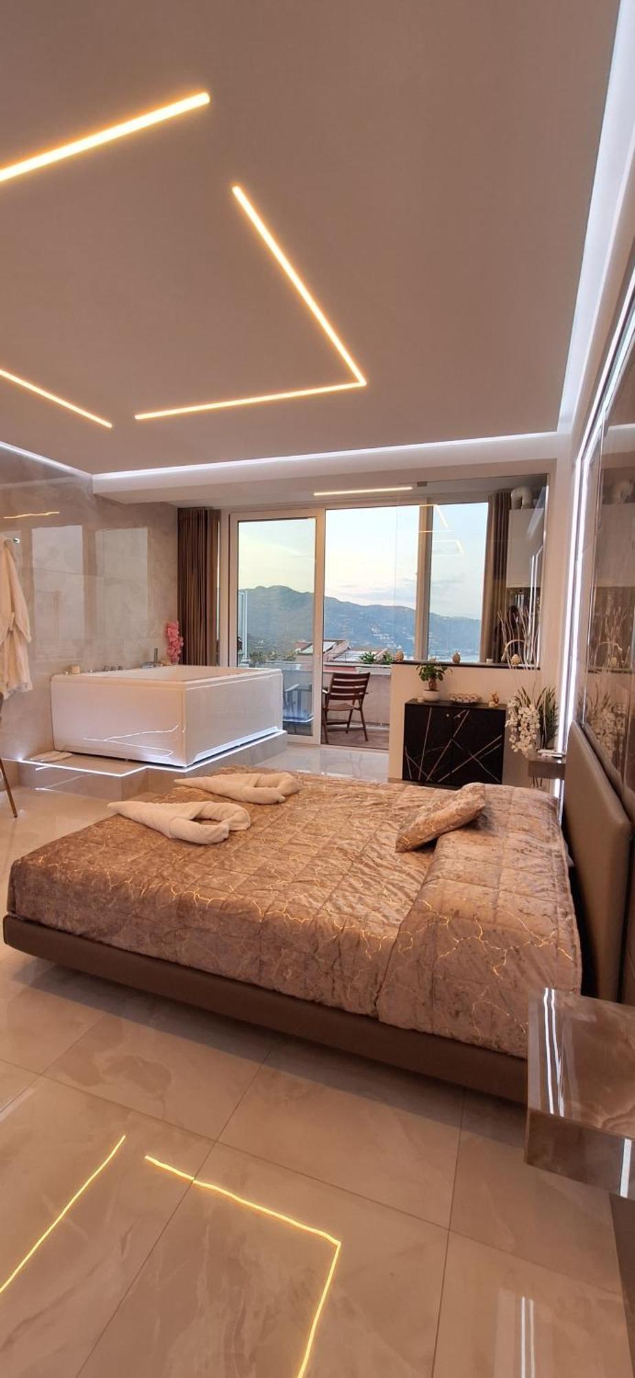Imperial Apartment