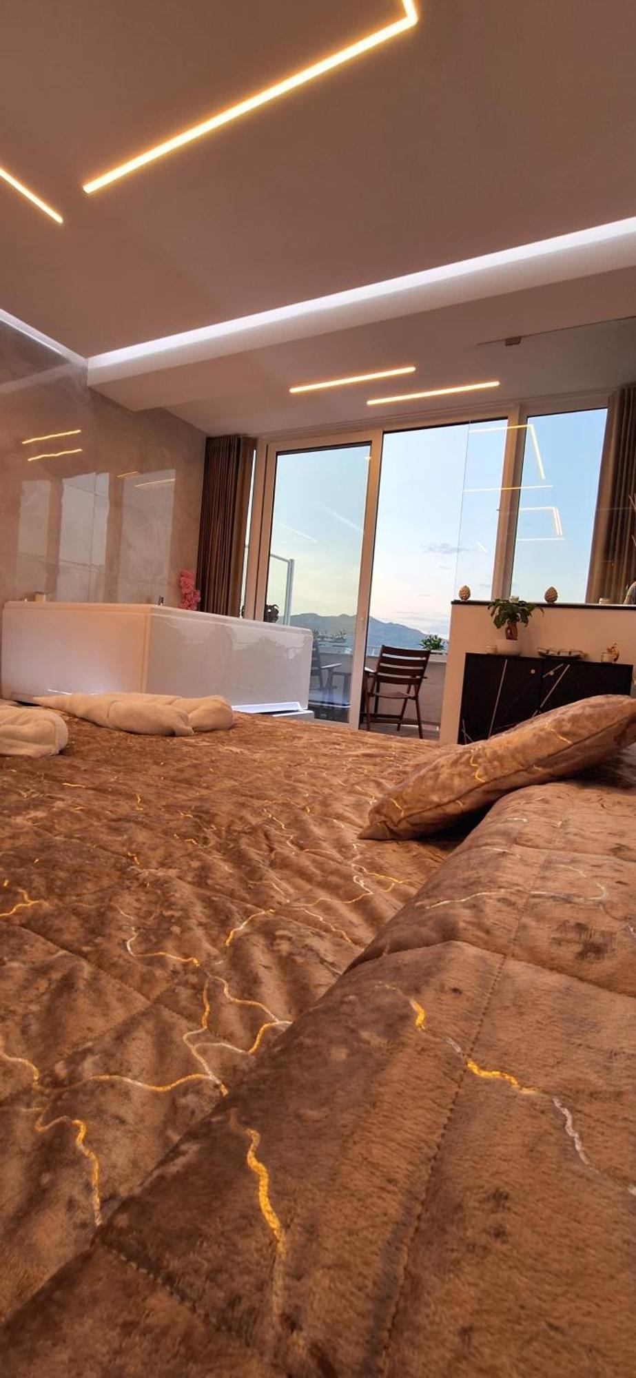 Imperial Apartment