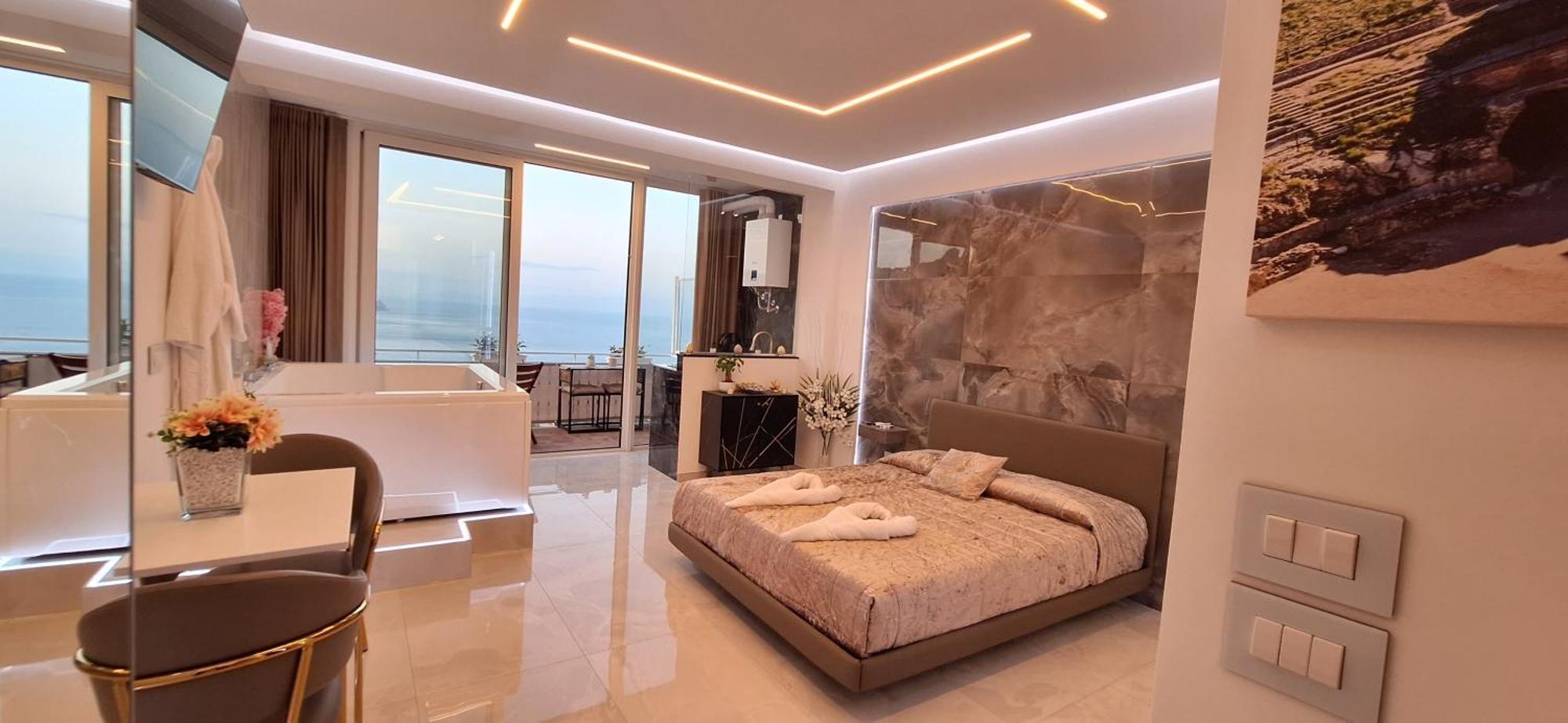 Imperial Apartment *