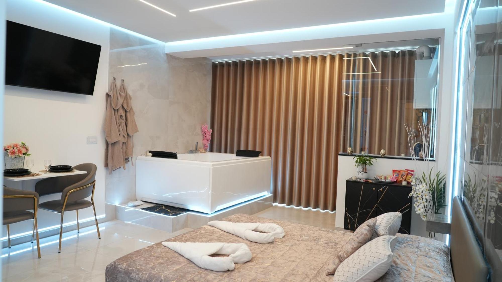 Imperial Apartment