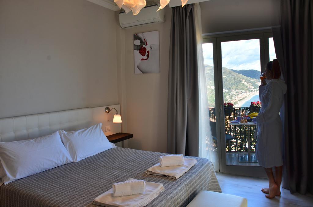 Athena Charming Bed & Breakfast
