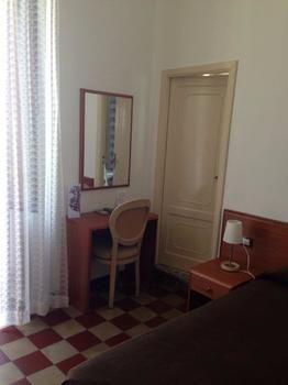 Hotel Astoria 2*