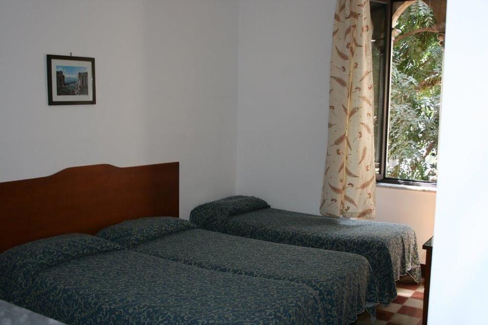 Astoria 2* Taormina