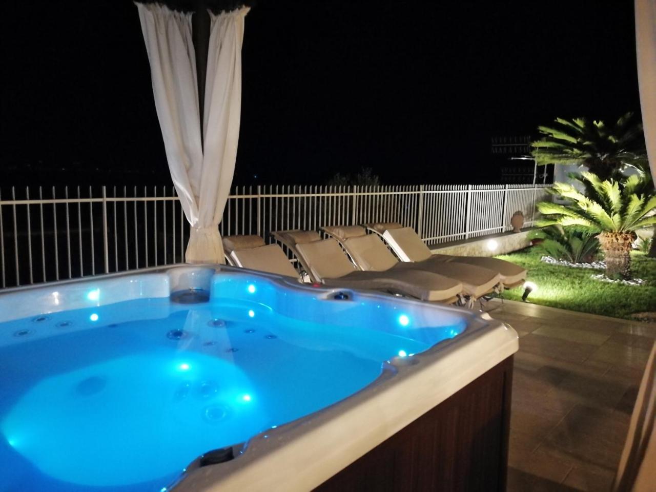 Le - Villa *