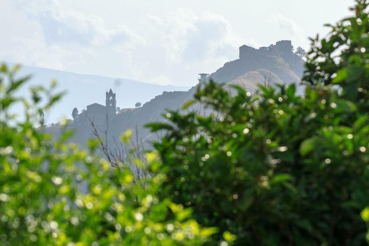Lumia E Zagara * Taormina