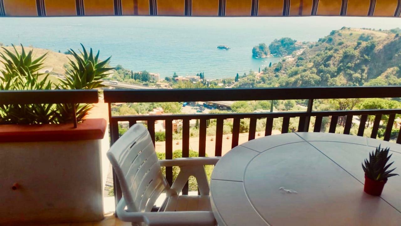 Taliari * Taormina