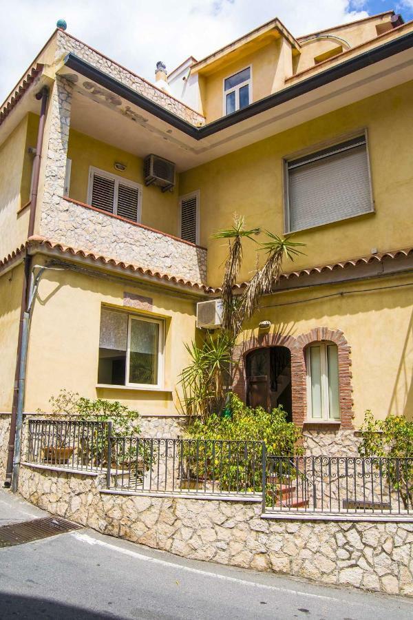 Nonno Alfio Centre Taormina