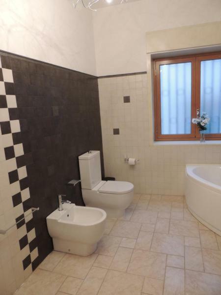 Le Nuove Porte Di *
