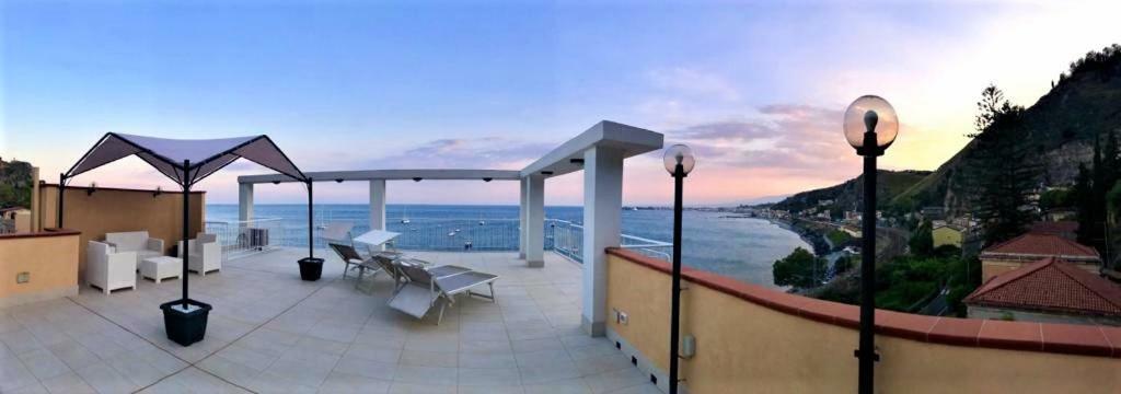 Baia Degli Albatros Apartment *