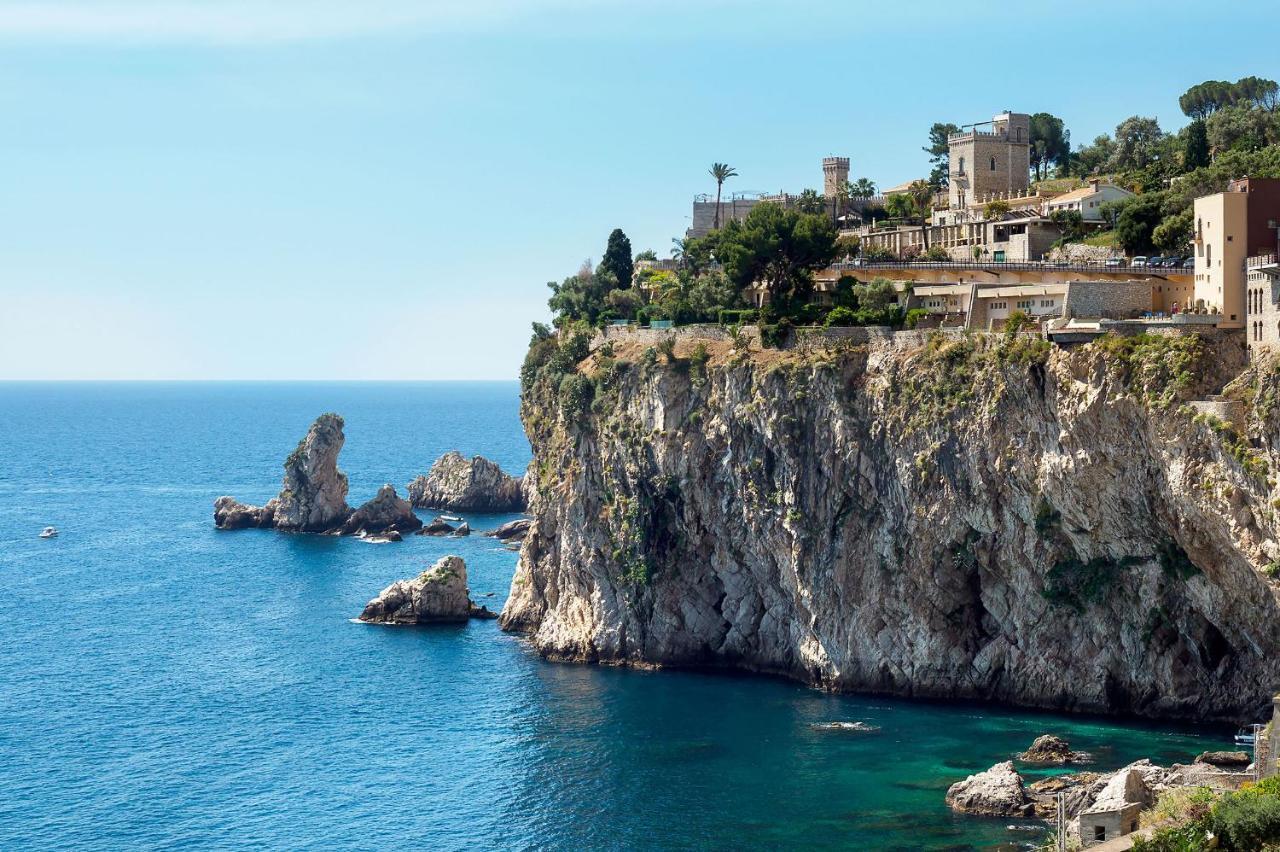 Torre Isola Bella Taormina