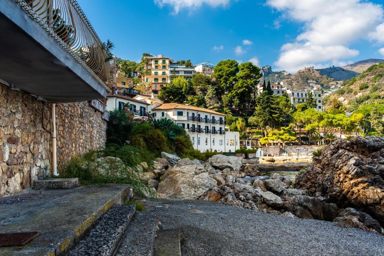 Agatha House Taormina-with Private Beach Apartment *