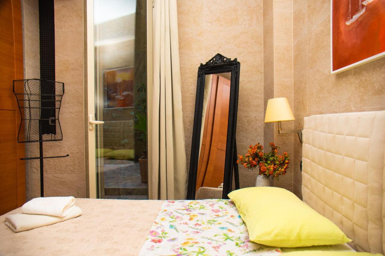 Apartment Agatha House Taormina-with Private Beach *