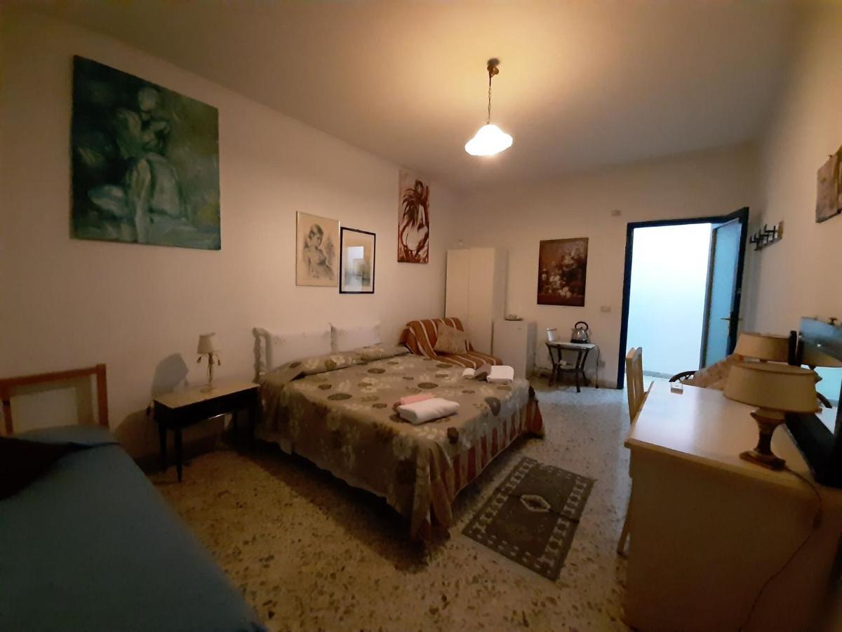 Tranquil In Near Isola Bella Sea Holiday home Taormina