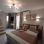 Taormina House