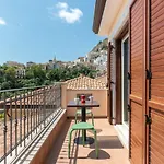 Taormina Panoramic Apartment With Parking
