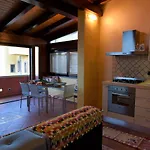 Taormina Collection: Iside