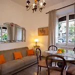 Silene Holiday Home