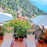 Castel Tauro Apartment