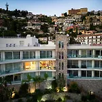 Cora Luxury Home