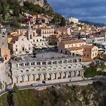 Taormina Cali Apartment