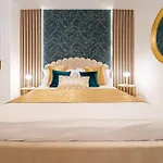 Johnny\'S Suites Taormina Beach Bay