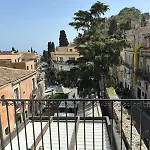 C\'Est La Vie Taormina