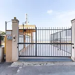 Lovely Sea View Apartment - Swimming Pool