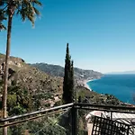 Bayview Apartment - Taormina Holidays