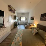 Taormina Miramare Home