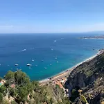 C\'Est La Vie Taormina