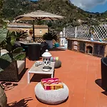 Casa Arico & Shatulle Suites
