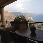 Apartment In Taormina