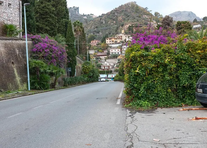 Amuni Taormina