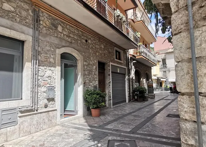 Luxury Apartment Carmen N 2 Centro Storico Di Taormina