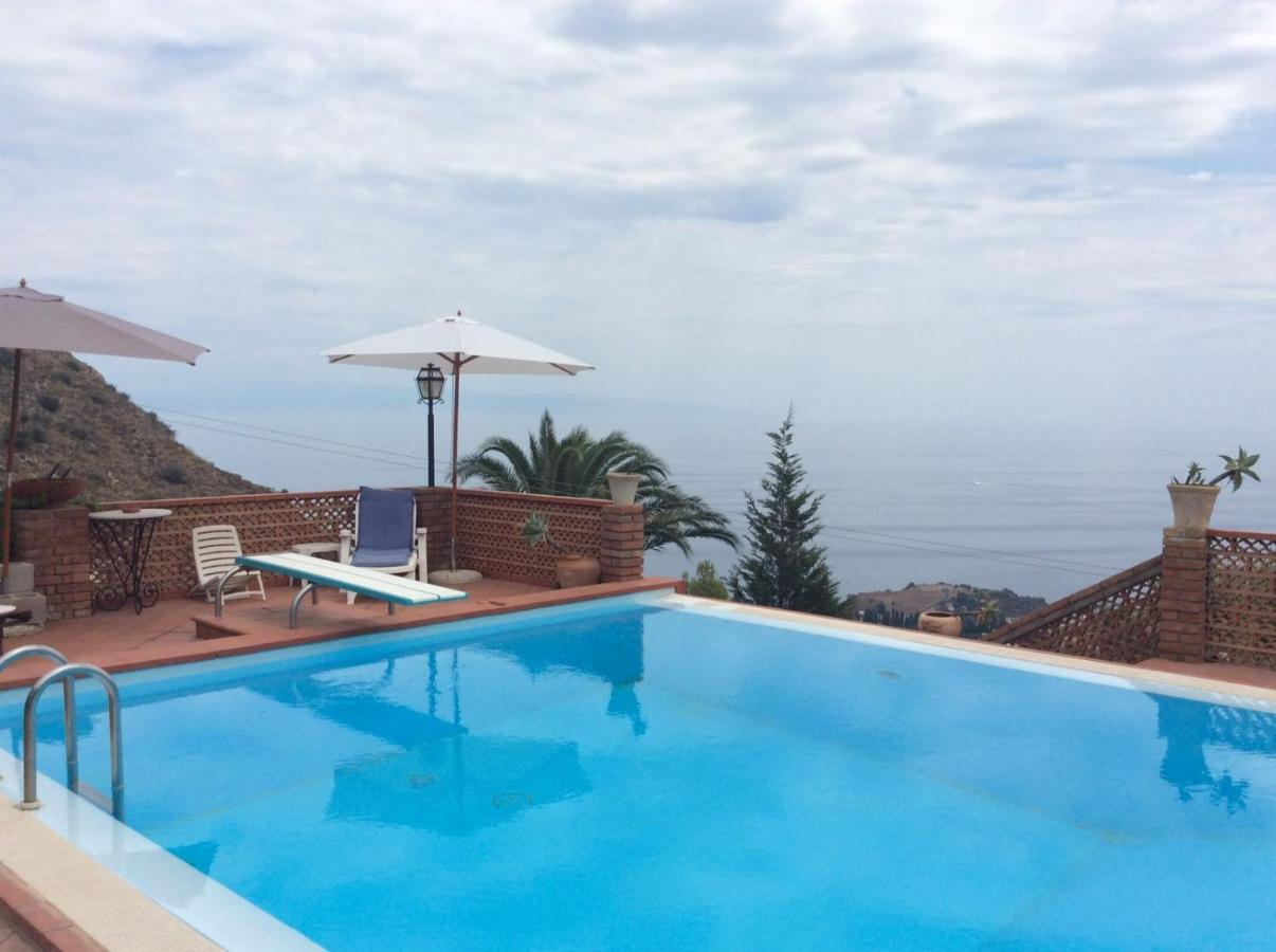 Luxury Terrazze E Vista Mare Bed & Breakfast *
