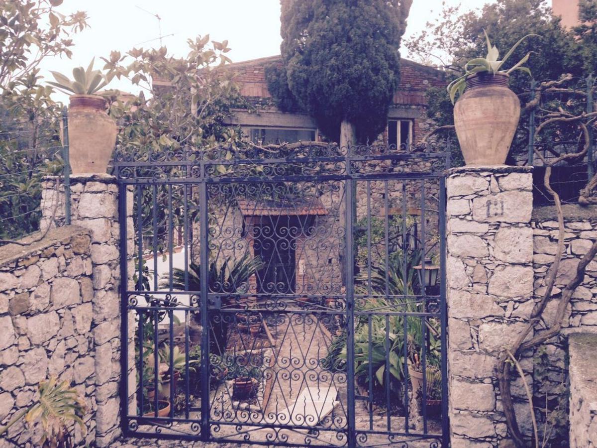 Luxury Terrazze E Vista Mare Bed & Breakfast *