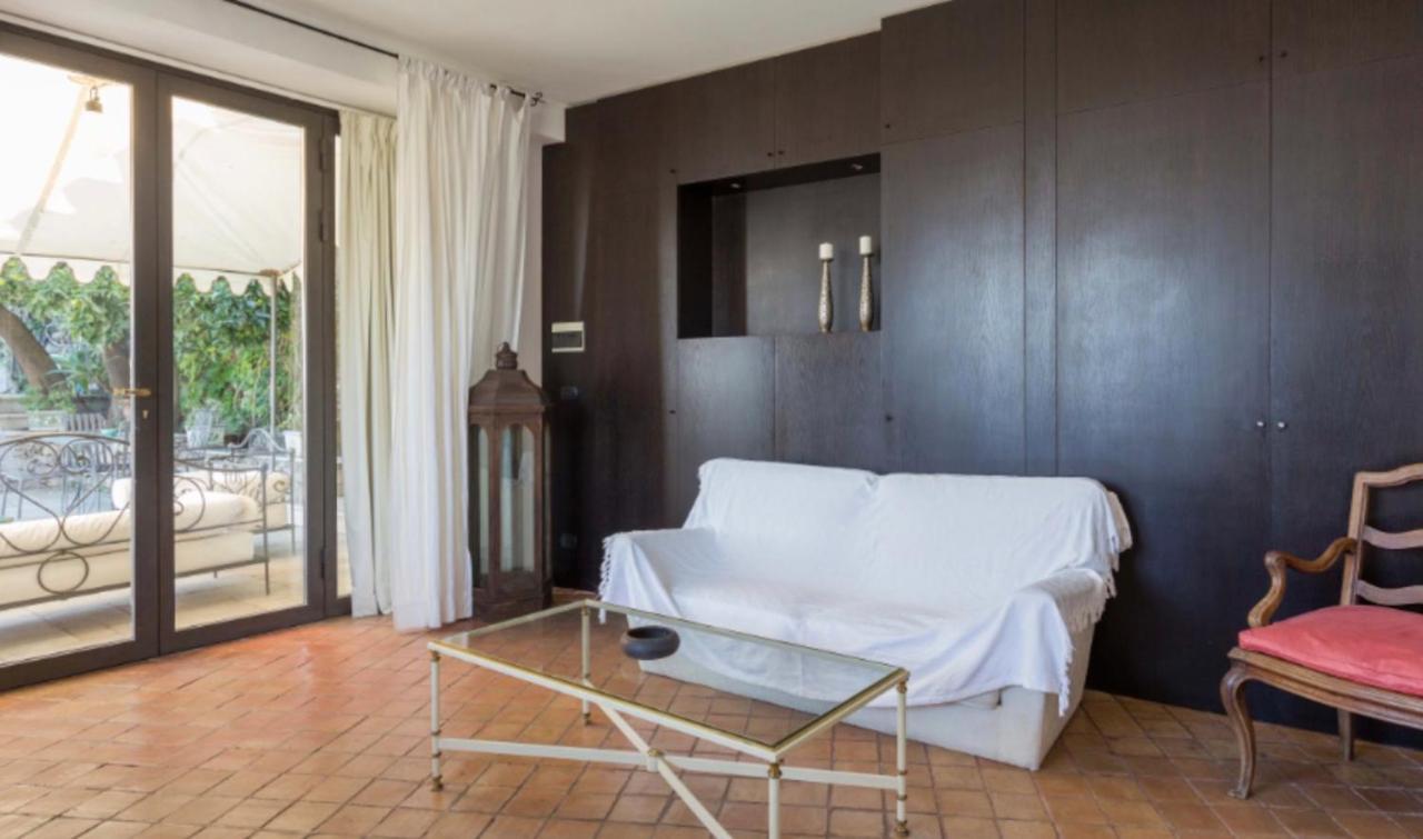 Eleonora Isola Bella Sea View Small Pool + Jacuzzi Villa