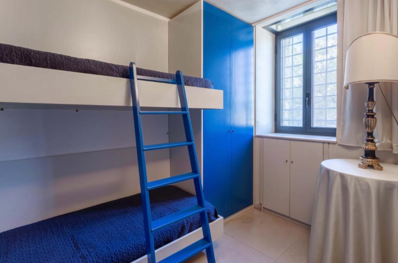 Villa Eleonora Isola Bella Sea View Small Pool + Jacuzzi *