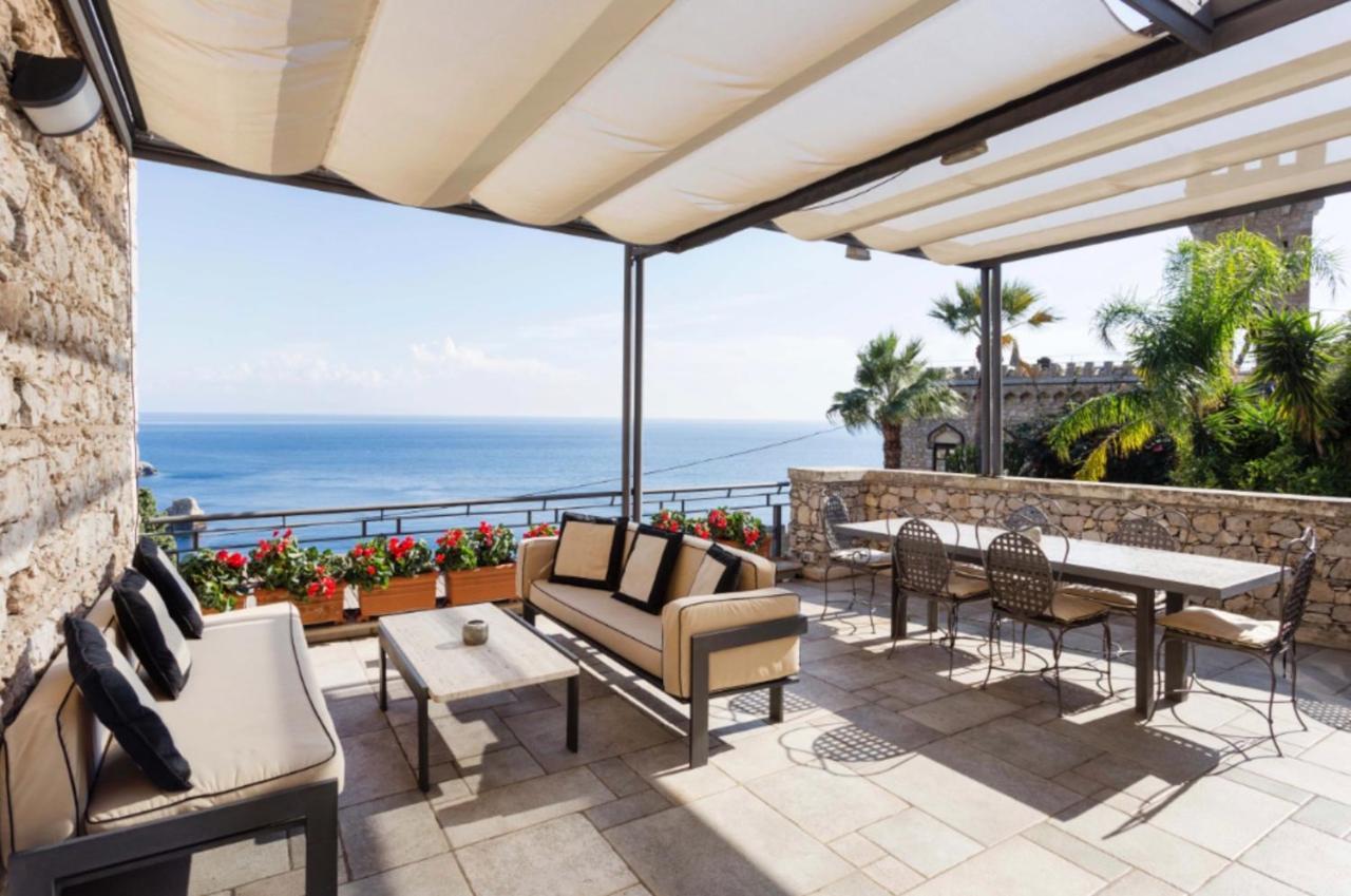 Eleonora Isola Bella Sea View Small Pool + Jacuzzi *