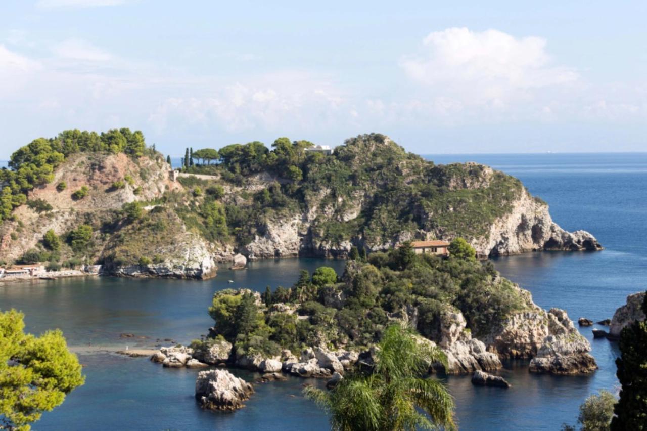 Eleonora Isola Bella Sea View Small Pool + Jacuzzi Taormina