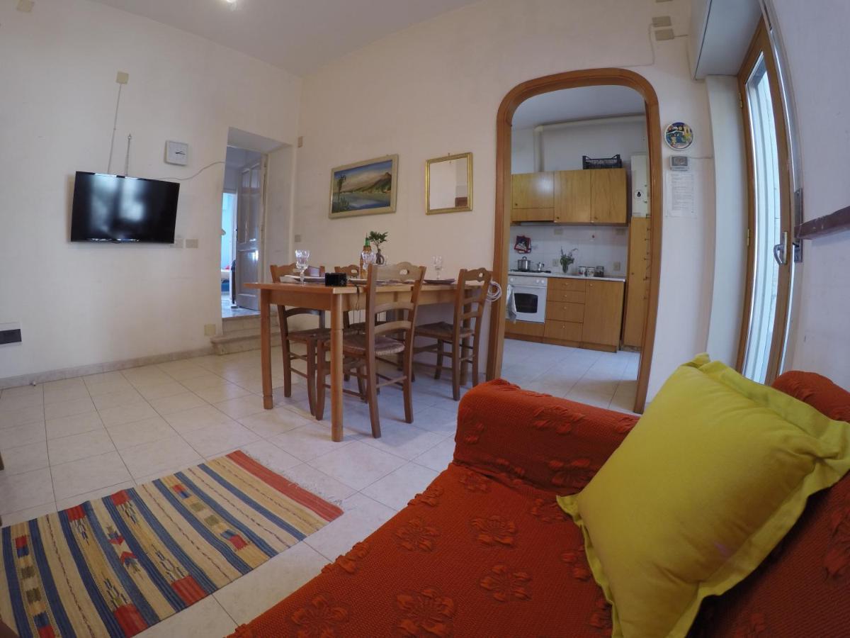 Nini Historic Centre Apartment