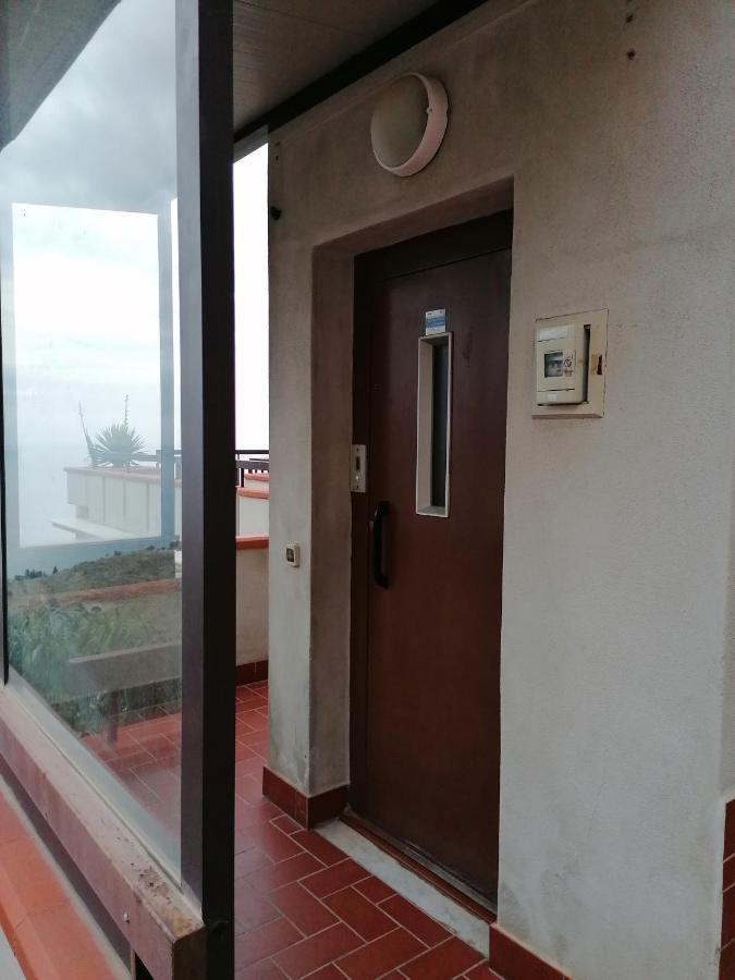 Al Bajah Loft Monovano Con Requisiti * Taormina
