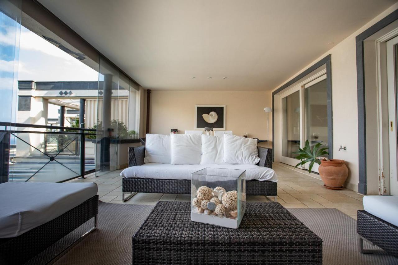 Beautiful In The Centre Of Apartment Taormina