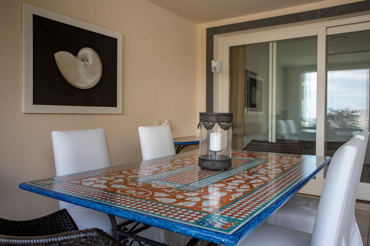 Beautiful In The Centre Of Apartment *