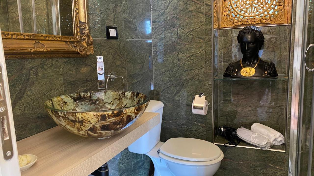 Villa Don Mimi Guarnaschelli La Dependace * Taormina
